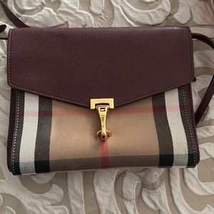 Burberry crossbody